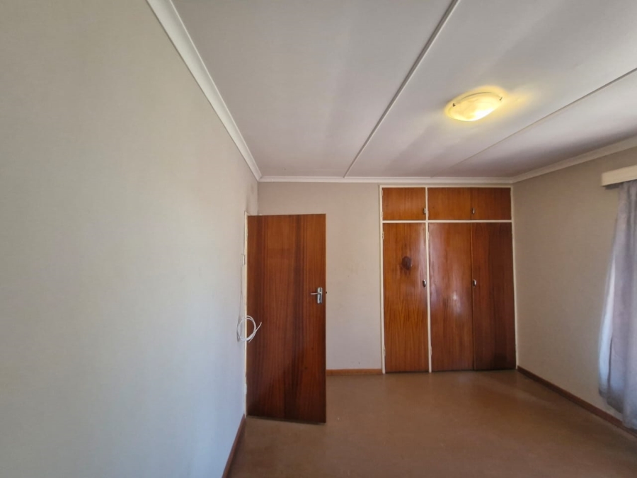 To Let 4 Bedroom Property for Rent in Kathu Northern Cape